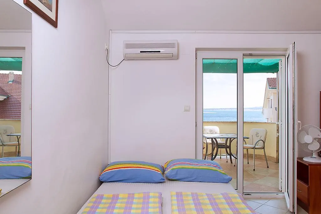 Apartments Villa Supertom Povlja
