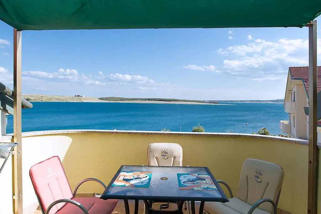 Apartments Villa Supertom Povlja  Croatia