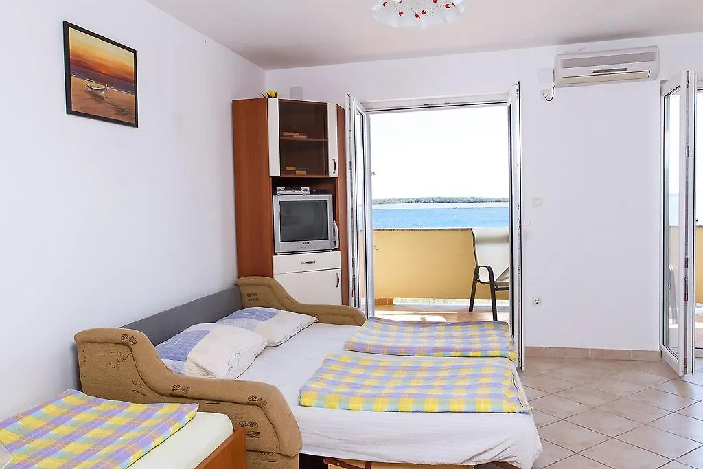 Apartments Villa Supertom Povlja